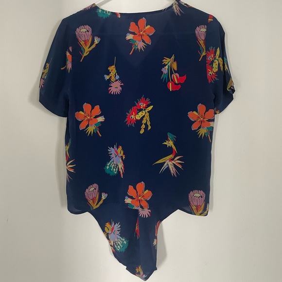 Silk navy floral blouse - Picture 2 of 3